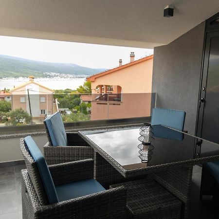 Apartments Pina Kornić エクステリア 写真